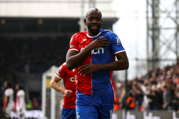 我们回顾他 我们回顾他